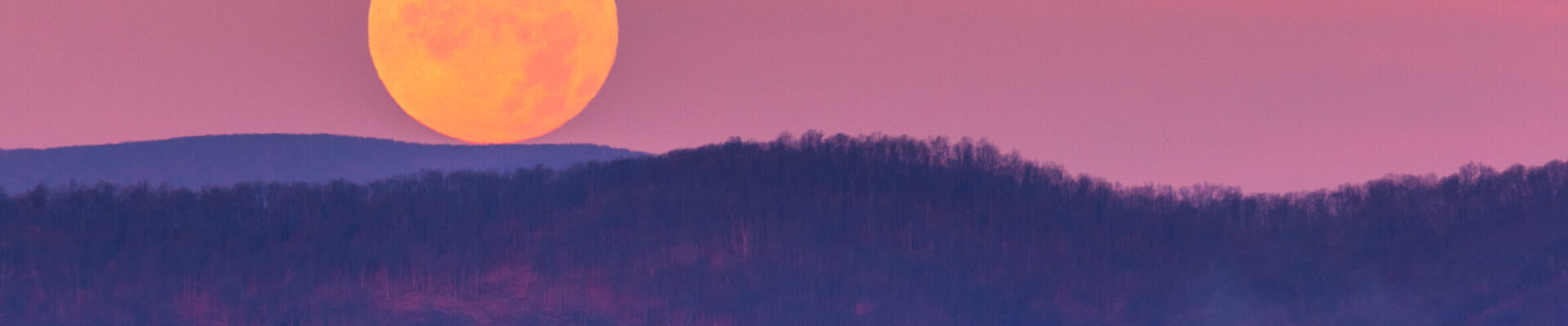 Sunset over mountain ridge in Lynchburg region VA